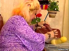 Chunky Grannie Enjoys Sliding fist gaping void at hand an putting together of Fucknig